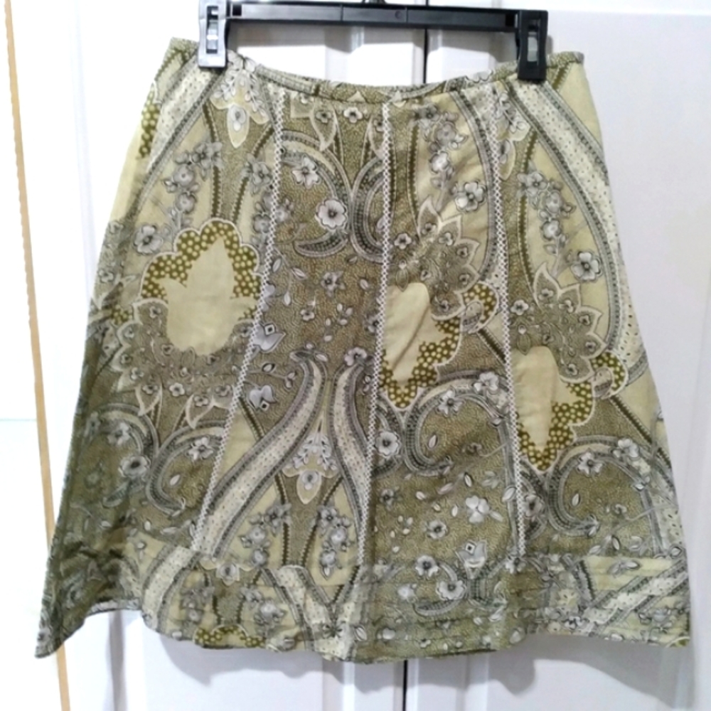 Ann Taylor floral print  skirt size 4 - Picture 6 of 7